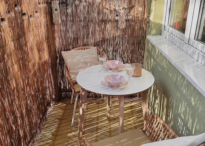 Nova Oliva Z Parkingiem